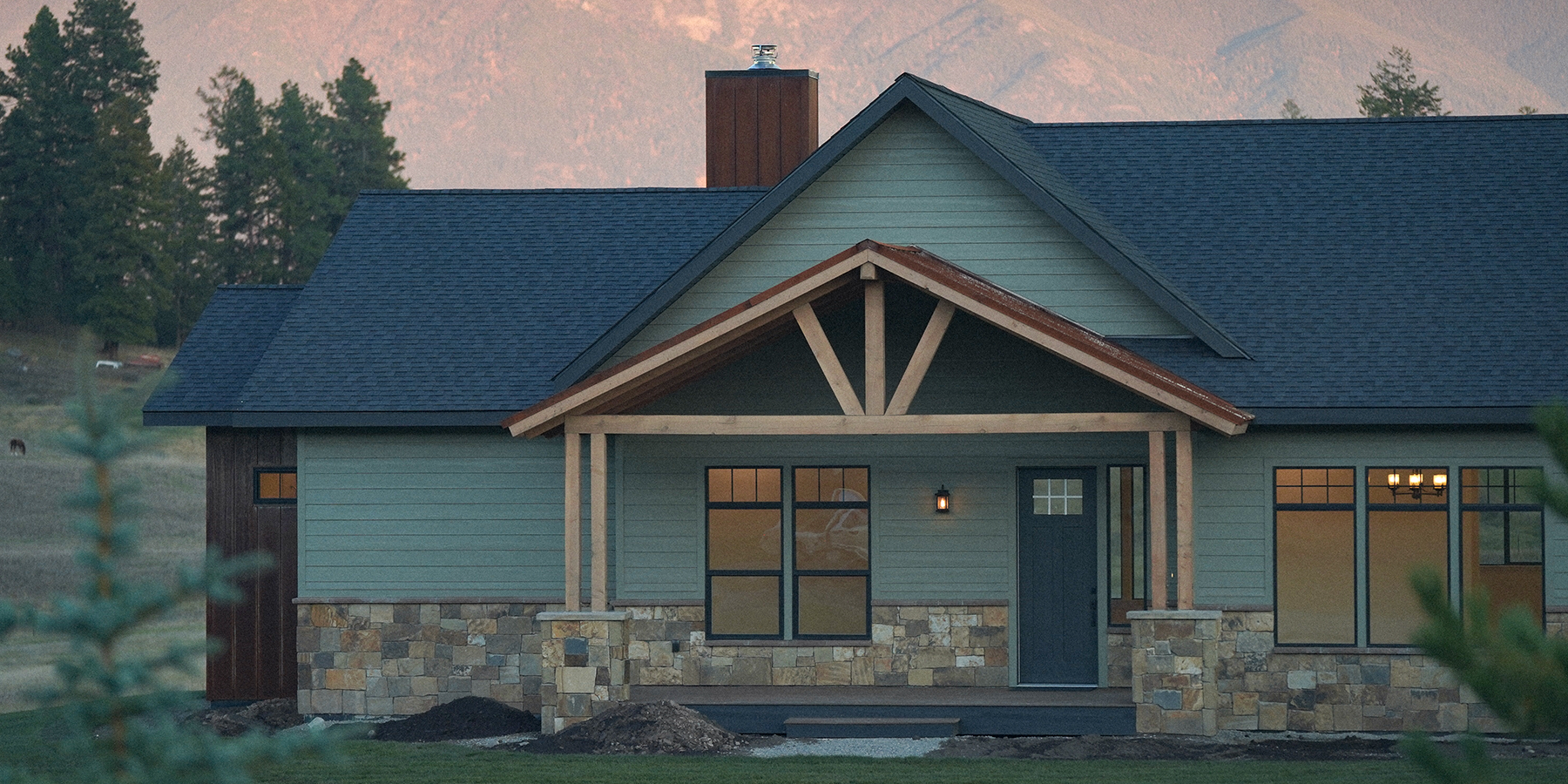 Whitefish Custom Home Front of House Closeup